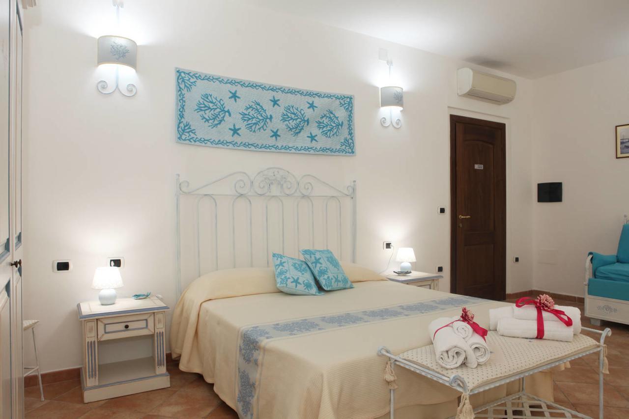 Guest House Villabianca ลามัดดาเลนา ภายนอก รูปภาพ